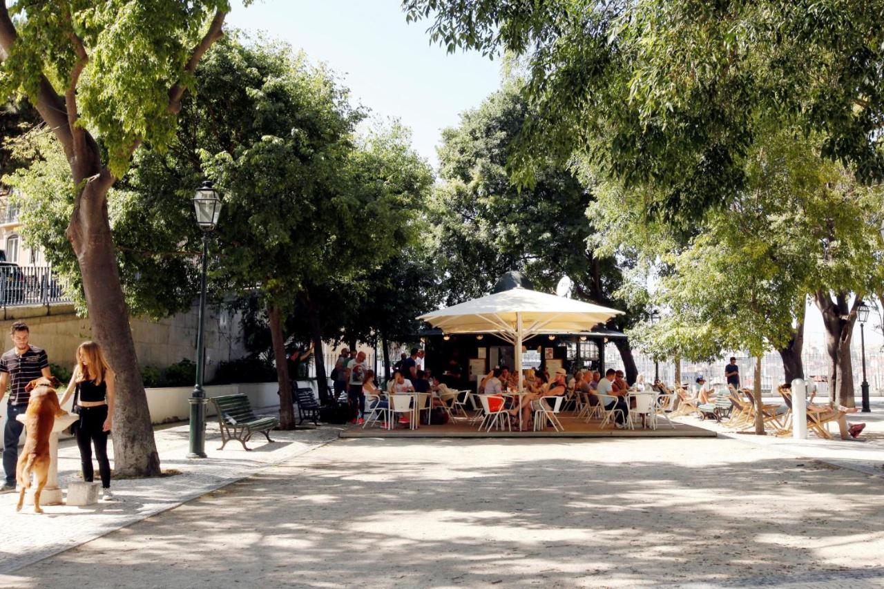Bl Bairro Alto Famous Bica Funicular Street View Apartamento