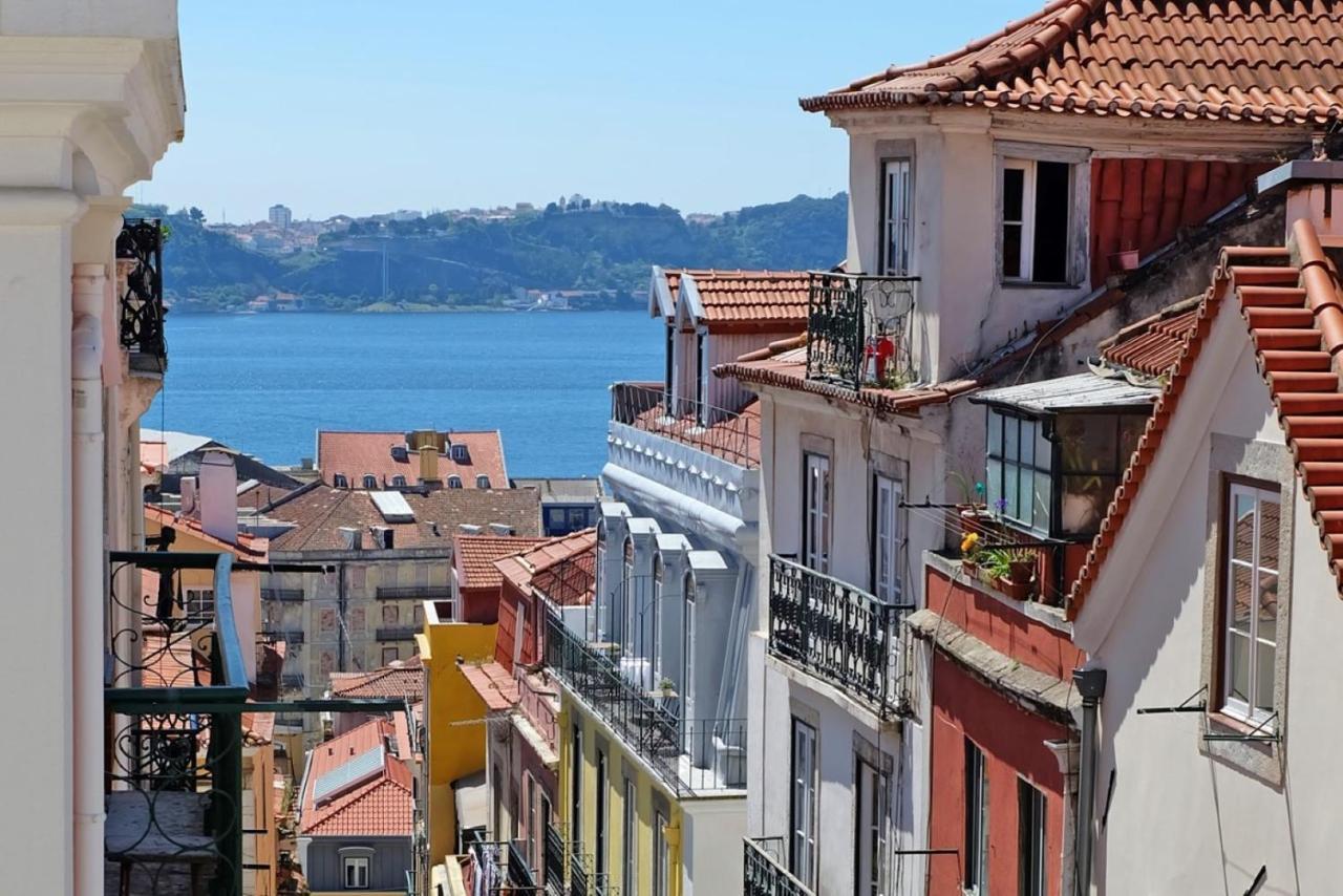 Apartamento Bl Bairro Alto Famous Bica Funicular Street View