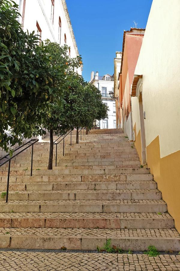 Bl Bairro Alto Famous Bica Funicular Street View Apartamento Lisboa