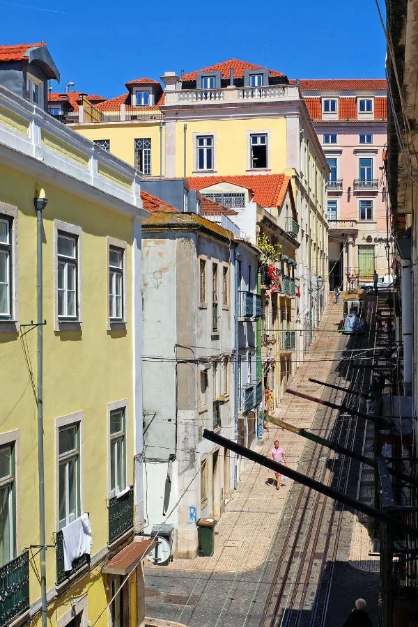 Apartment Bl Bairro Alto Famous Bica Funicular Street View